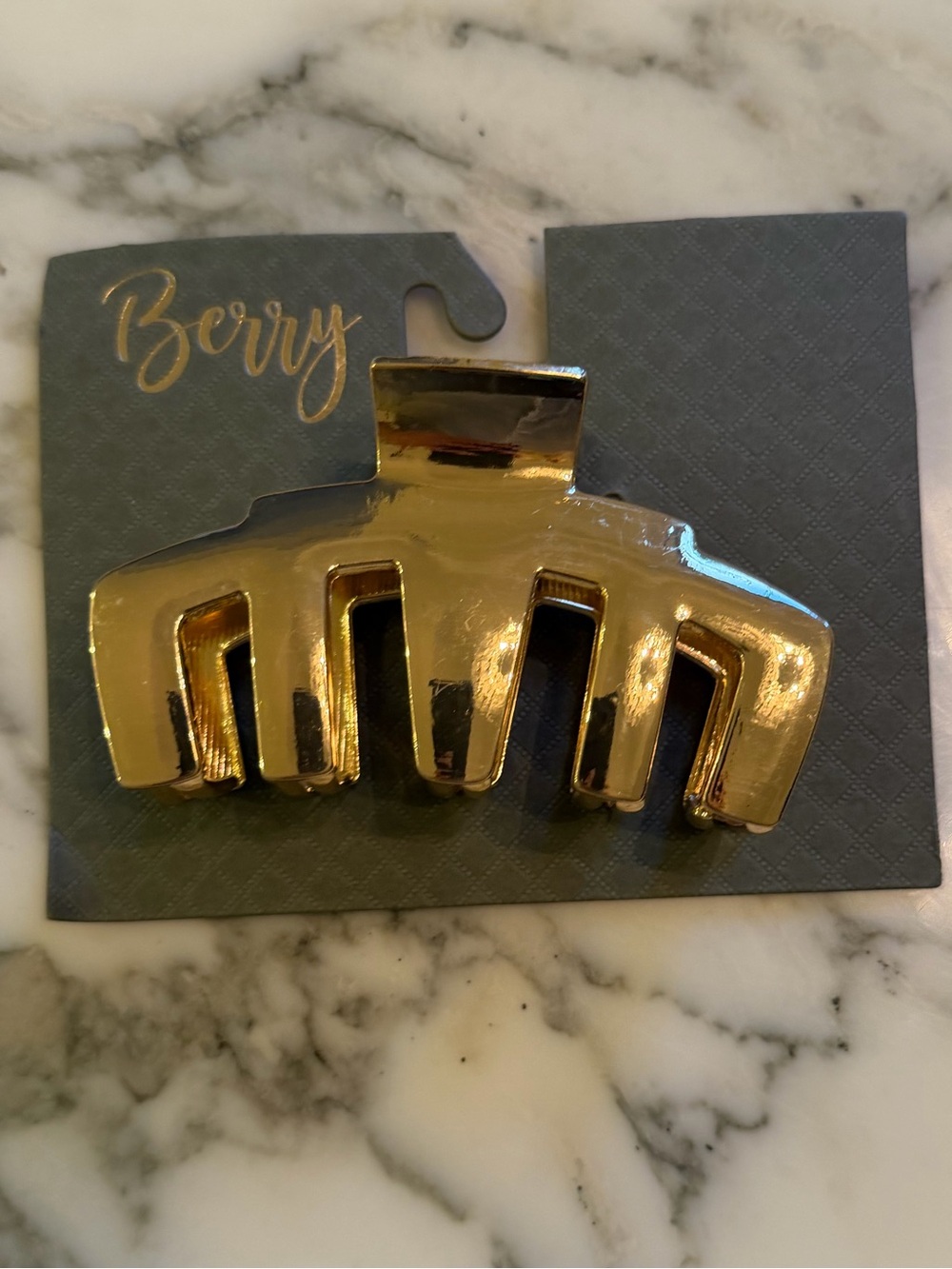 NWT Berry Gold Metallic Large Claw Hair Clip 4” Women’s Hair Accessory